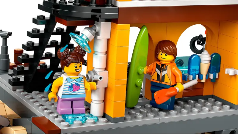 LEGO 60422 Nadmorski port ze statkiem towarowym zdjęcie 8