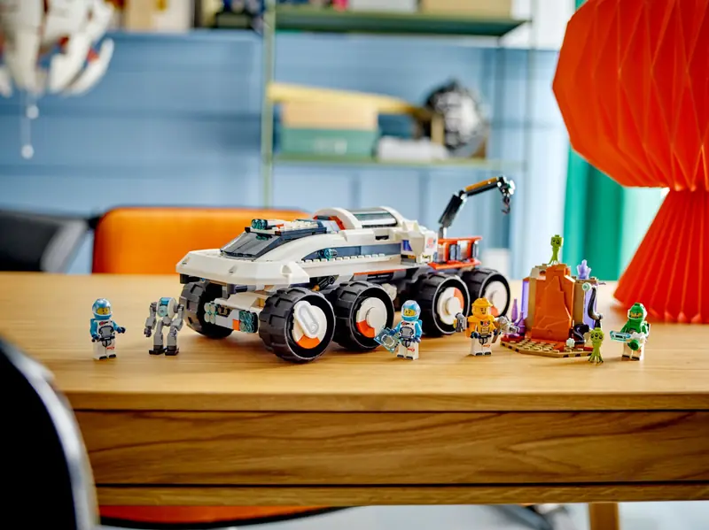 LEGO 60432 Wóz dowodzenia z żurawiem ładunkowym zdjęcie 8
