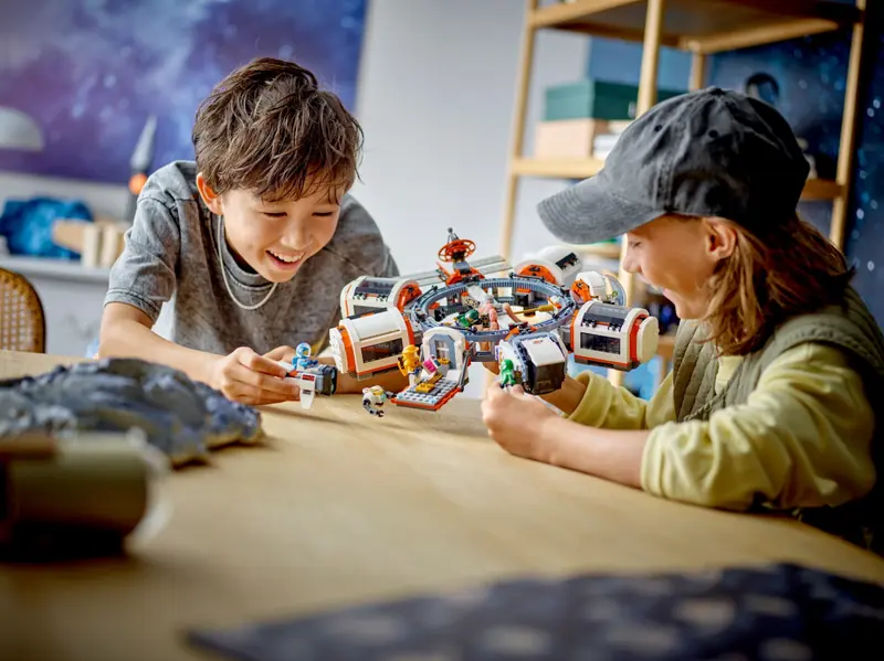 LEGO 60433 Modułowa stacja kosmiczna zdjęcie 10