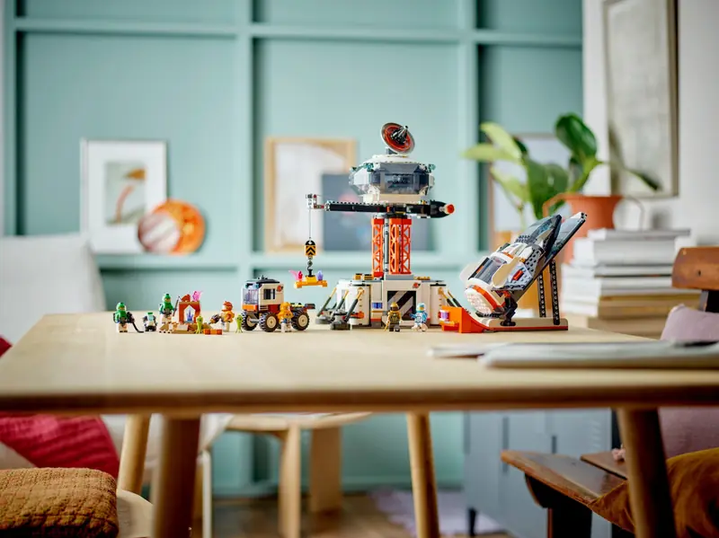 LEGO 60434 Stacja kosmiczna i stanowisko startowe rakiety zdjęcie 7