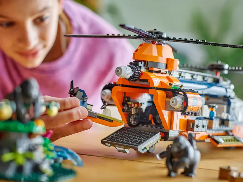 LEGO 60437 Helikopter badaczy dżungli w bazie zdjęcie 10