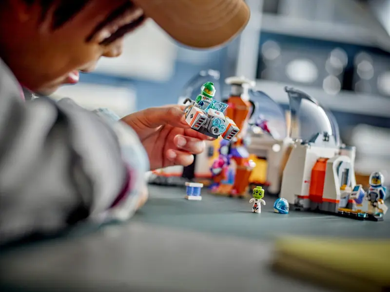 LEGO 60439 Kosmiczne laboratorium naukowe zdjęcie 11