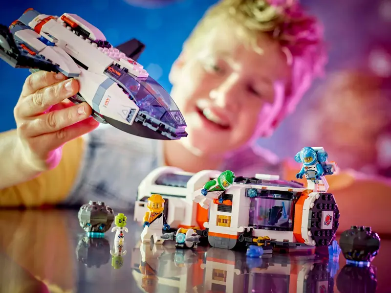 LEGO 60446 Modułowy galaktyczny statek kosmiczny zdjęcie 4