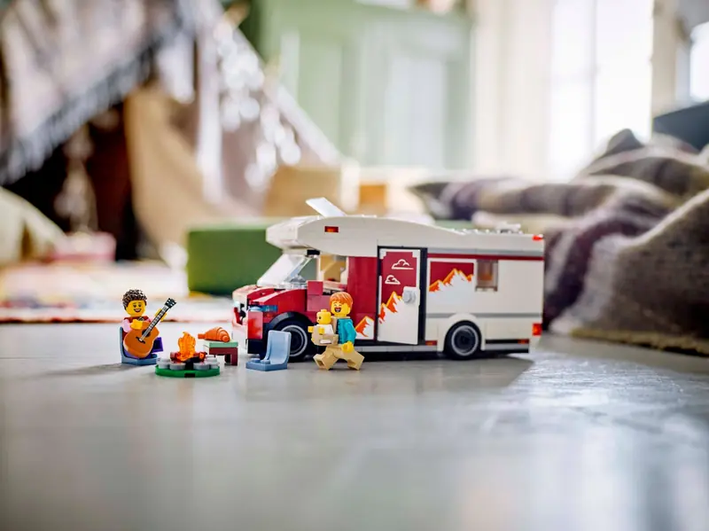 LEGO 60454 Wakacyjny kamper pełen przygód zdjęcie 11