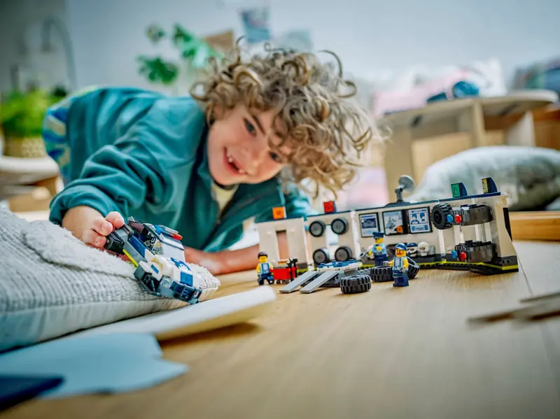 LEGO 60457 Policyjny warsztat tuningowy zdjęcie 10