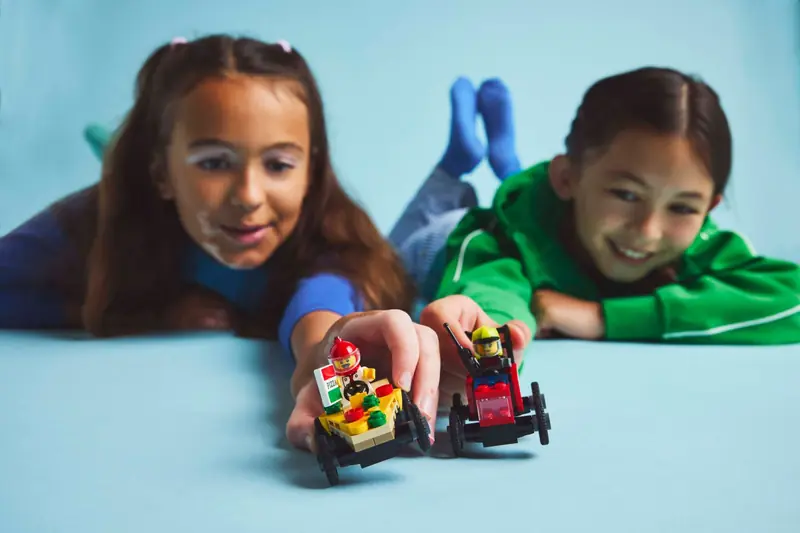 LEGO 60458 Zestaw wyścigówek: pizza kontra wóz strażacki zdjęcie 5
