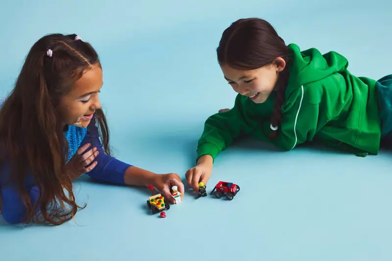 LEGO 60458 Zestaw wyścigówek: pizza kontra wóz strażacki zdjęcie 6