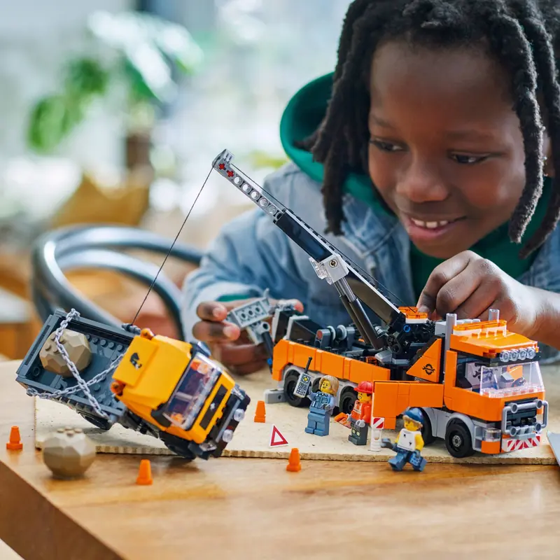 LEGO 60467 Wóz holowniczy z dźwigiem zdjęcie 10