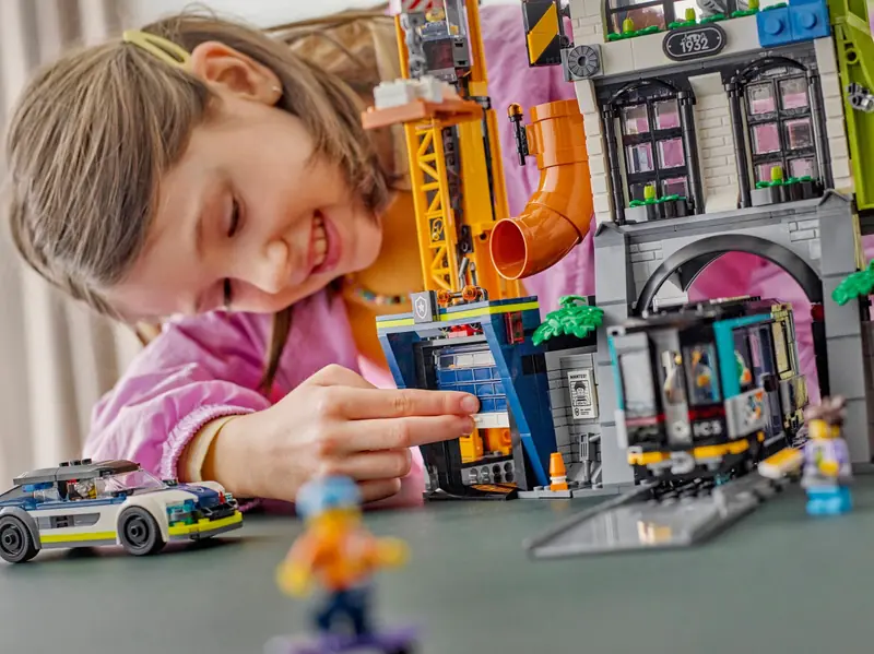 LEGO 60473 Wieża City zdjęcie 13