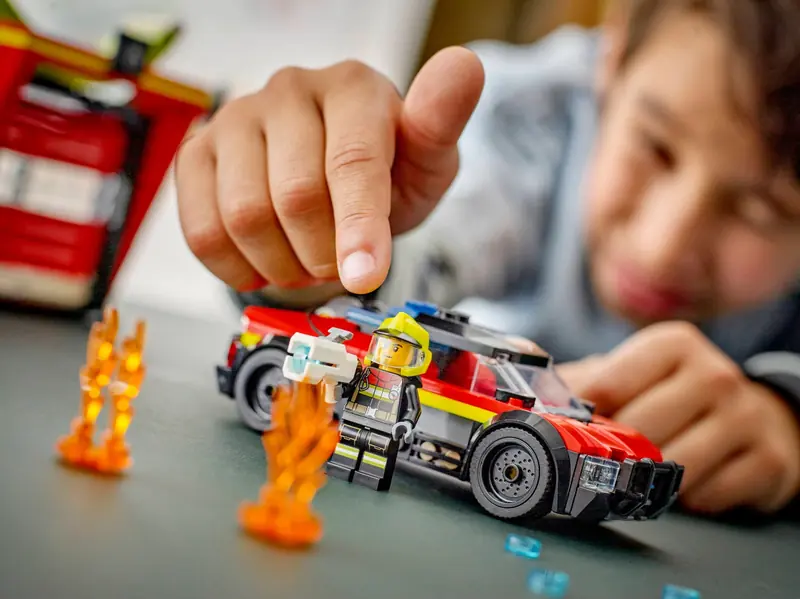 LEGO 60473 Wieża City zdjęcie 14