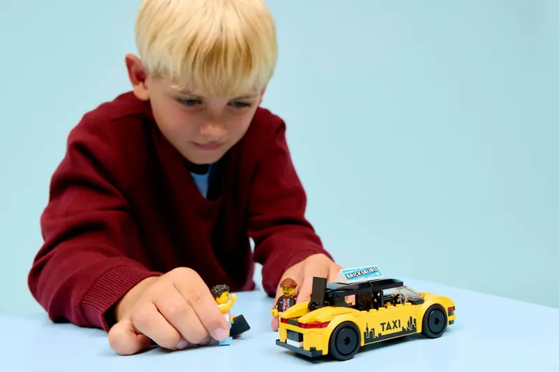 LEGO 60487 Żółta taksówka zdjęcie 10