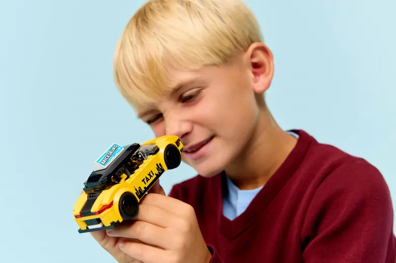LEGO 60487 Żółta taksówka zdjęcie 11