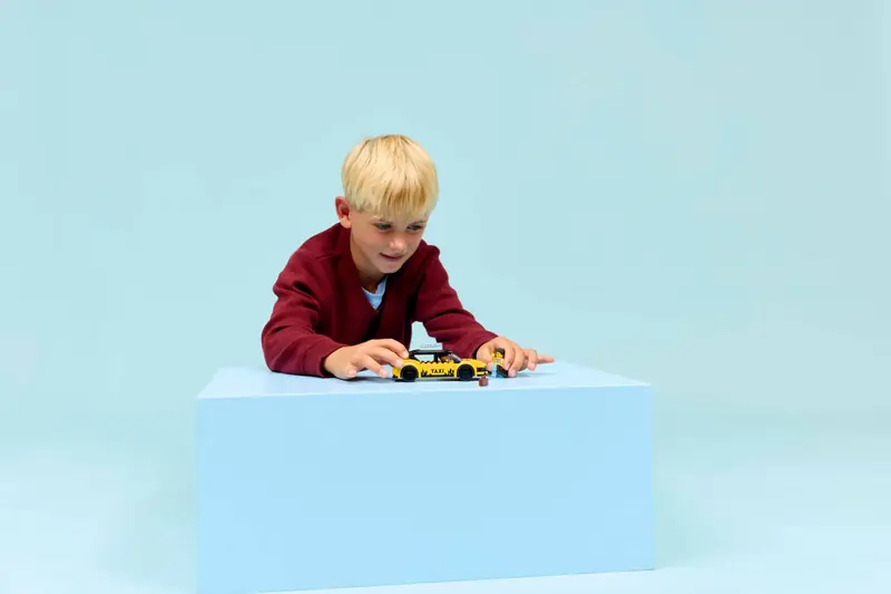 LEGO 60487 Żółta taksówka zdjęcie 12