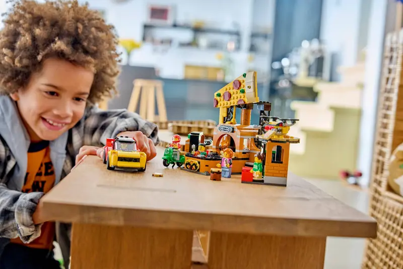 LEGO 60496 Dostawa pizzy z pojazdami zdjęcie 11