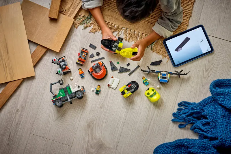 LEGO 60505 Zestaw z samolotem, ciężarówką serwisową i poduszkowcem zdjęcie 9