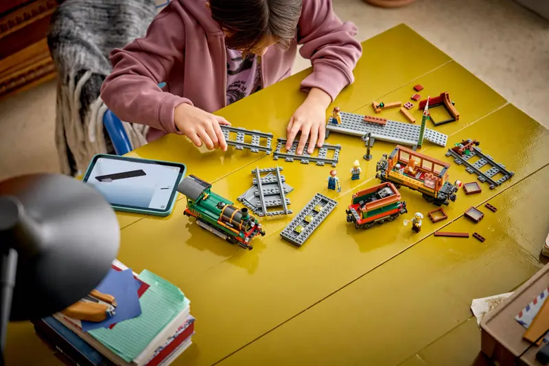 LEGO 60511 Retro pociąg z lokomotywą parową zdjęcie 9