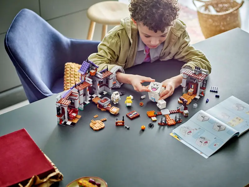 LEGO 71436 Nawiedzona rezydencja Kinga Boo zdjęcie 8