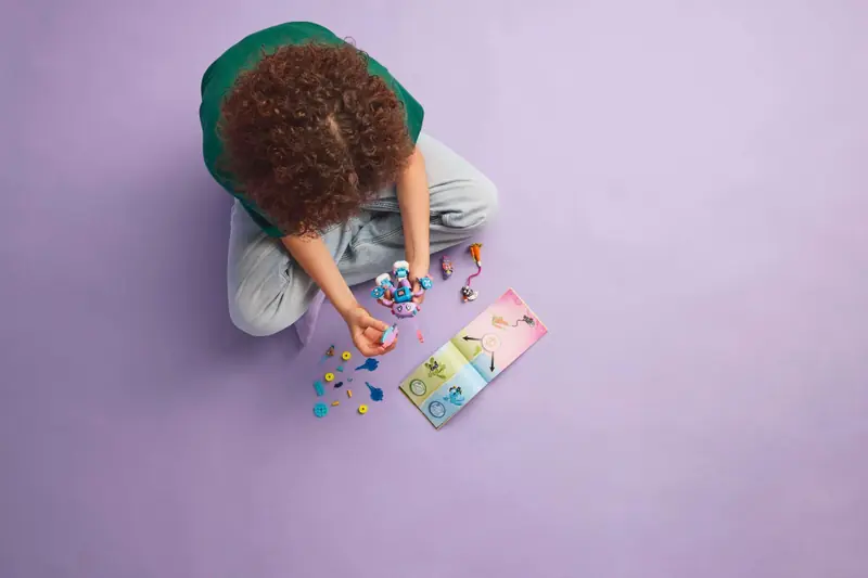 LEGO 71490 Izzie i gamerski Bunchu zdjęcie 8