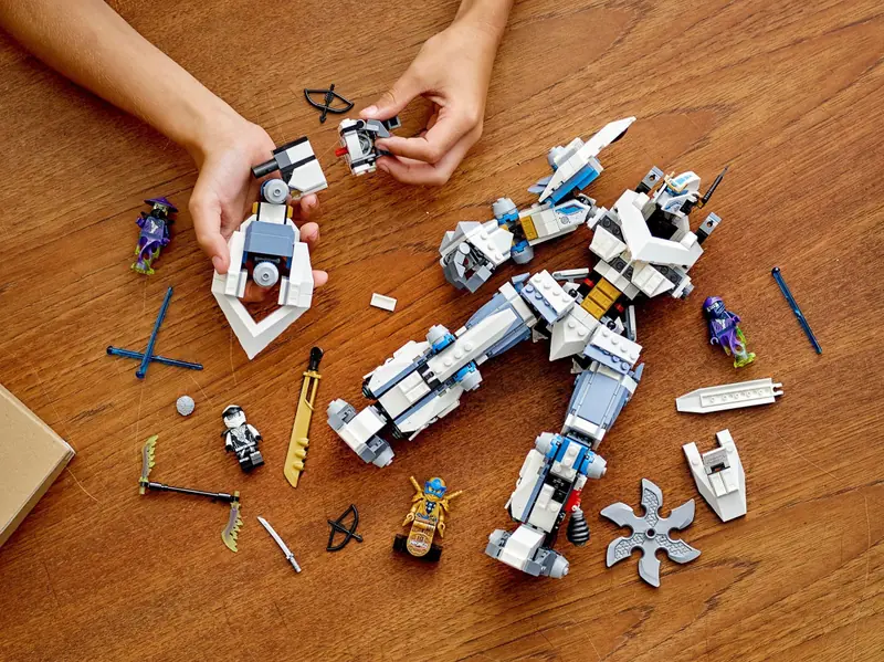 LEGO 71738 Starcie tytanów Mech zdjęcie 11