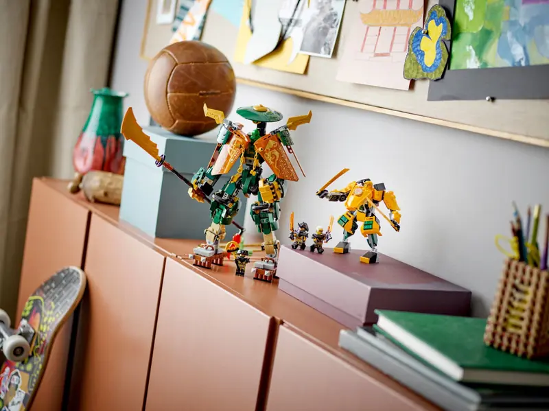 LEGO 71794 Drużyna mechów ninja Lloyda i Arina zdjęcie 7