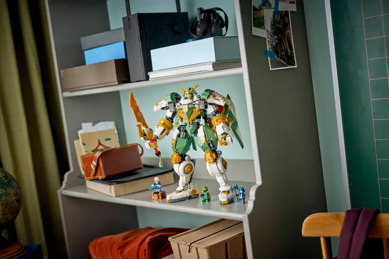 LEGO 71860 Tytanowy mech Lloyda - 15. rocznica zdjęcie 13