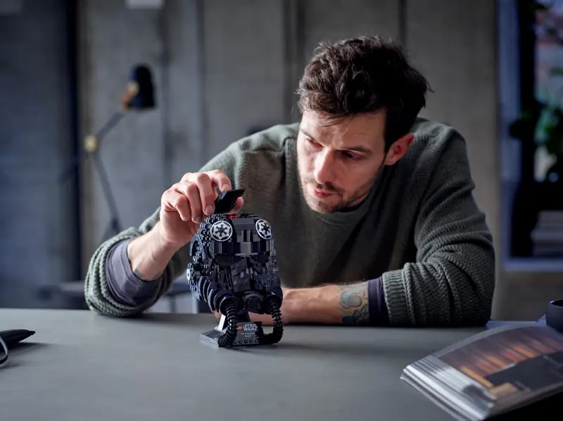LEGO 75274 Hełm pilota myśliwca TIE zdjęcie 9