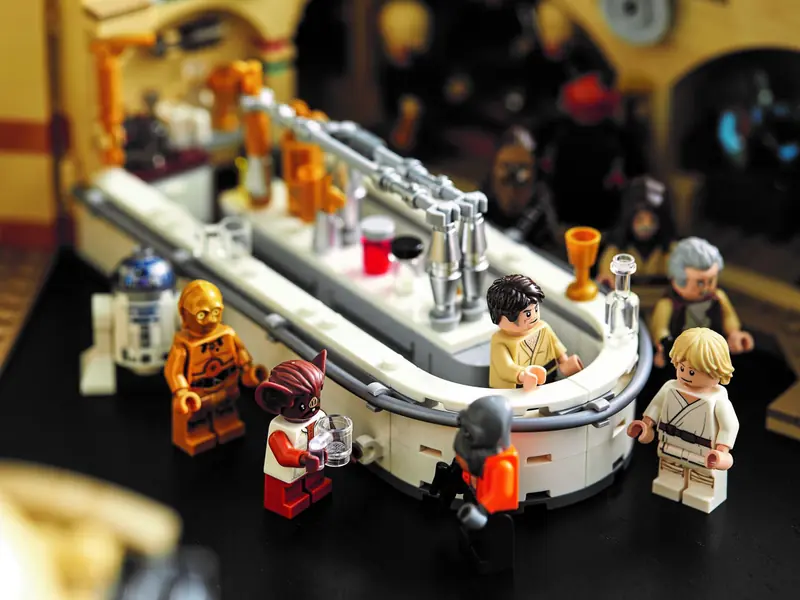 LEGO 75290 Kantyna Mos Eisley zdjęcie 40