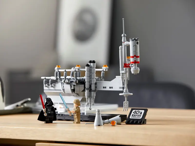 LEGO 75294 Pojedynek nad Bespinem zdjęcie 6