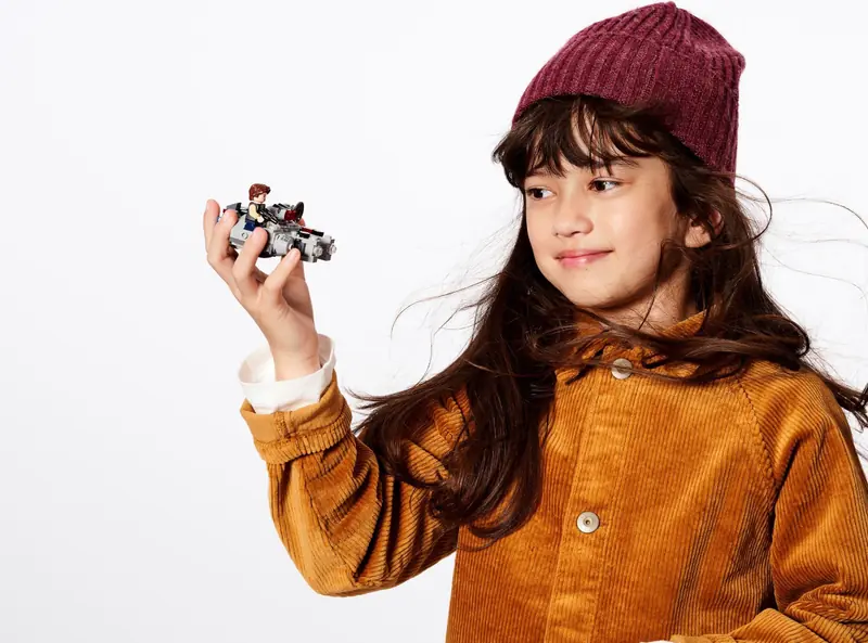 LEGO 75295 Mikromyśliwiec Sokół Millennium zdjęcie 5