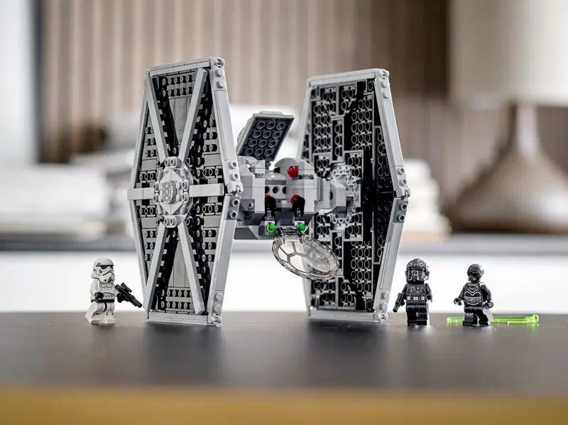 LEGO 75300 Imperialny myśliwiec TIE zdjęcie 6