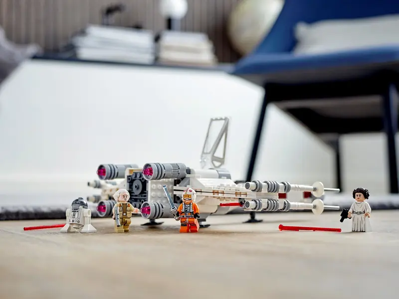 LEGO 75301 Myśliwiec X-Wing Luke'a Skywalkera zdjęcie 6