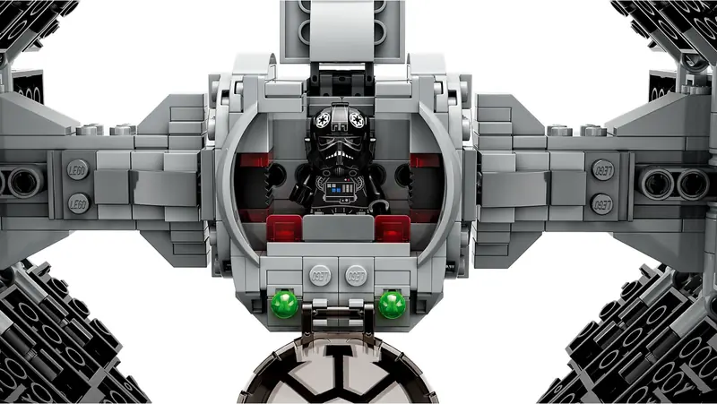 LEGO 75348 Mandaloriański myśliwiec Fang Fighter kontra TIE Interceptor zdjęcie 4