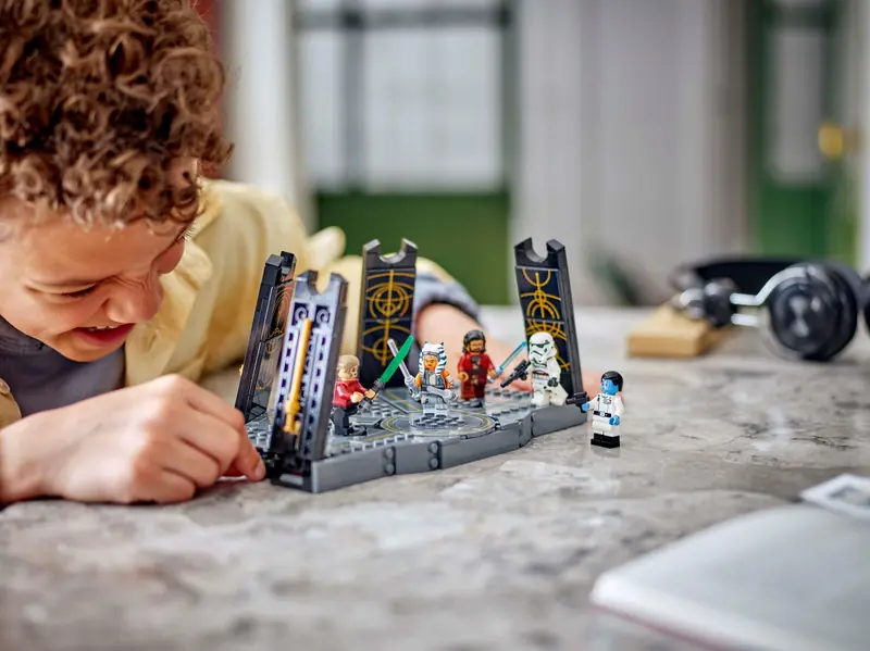 LEGO 75385 Pojedynek Ahsoki Tano na Peridei zdjęcie 9