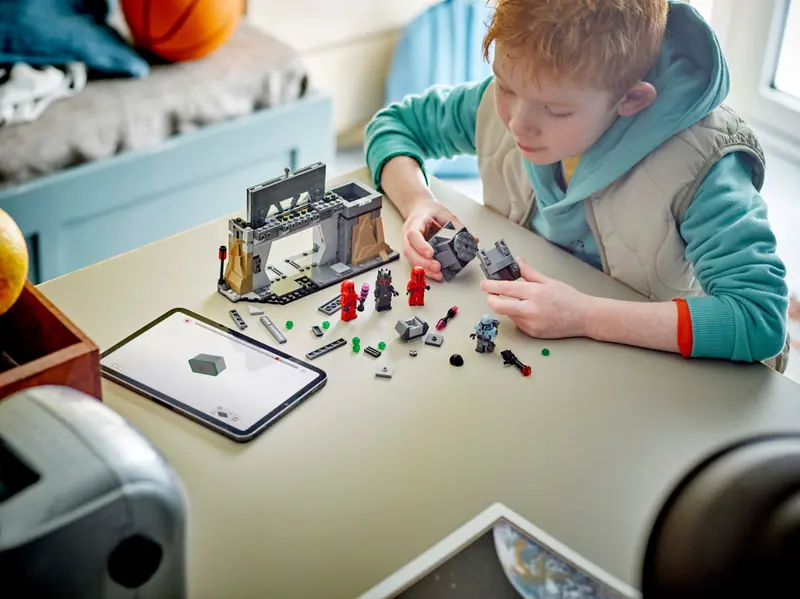 LEGO 75386 Pojedynek Paza Vizsli i Moffa Gideona zdjęcie 9