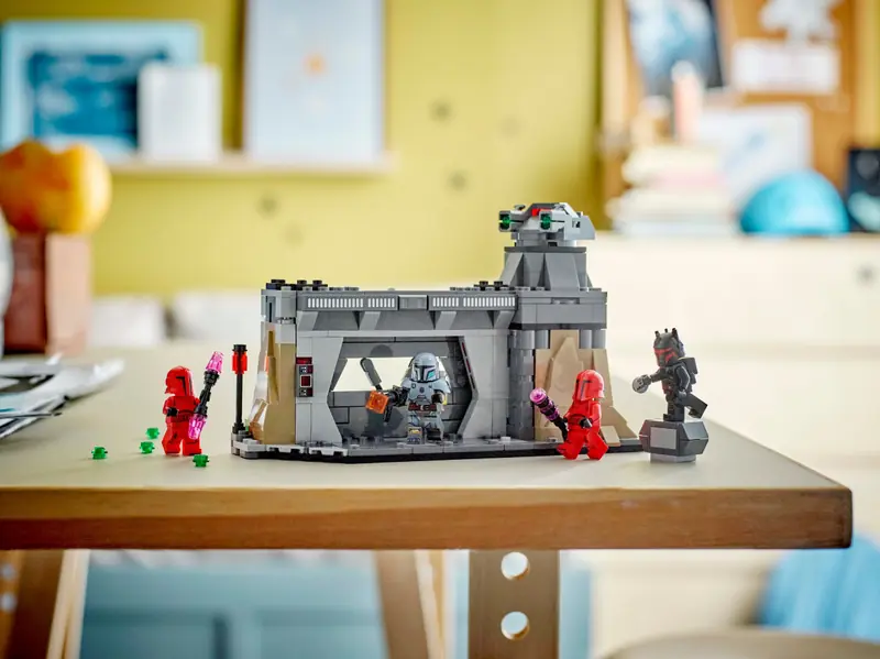 LEGO 75386 Pojedynek Paza Vizsli i Moffa Gideona zdjęcie 8