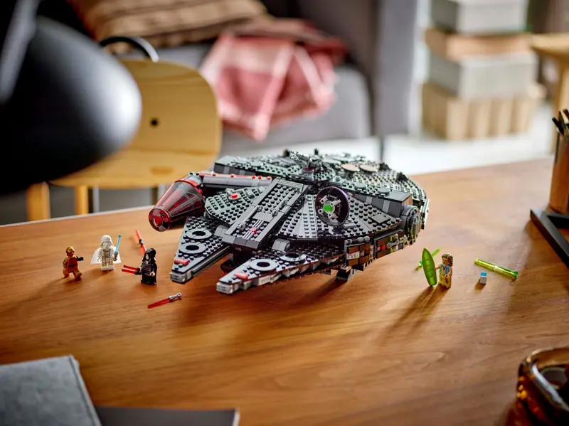 LEGO 75389 Mroczny Sokół Millennium zdjęcie 8