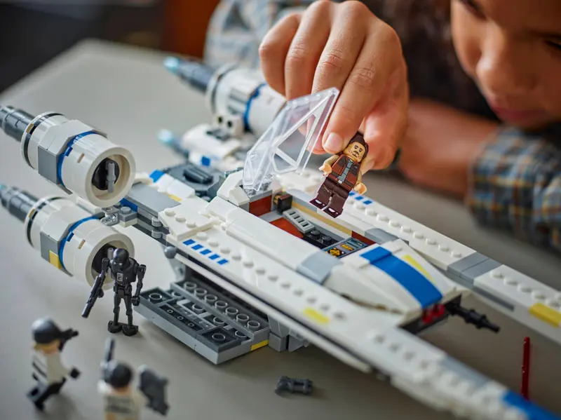 LEGO 75399 Myśliwiec U-Wing Rebelii zdjęcie 6