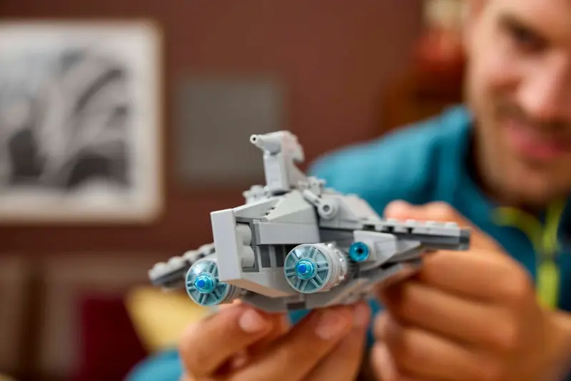 LEGO 75404 Krążownik szturmowy typu Acclamator zdjęcie 11