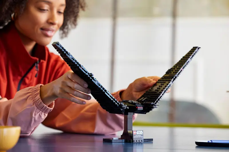 LEGO 75406 Wahadłowiec dowodzenia Kylo Rena zdjęcie 9