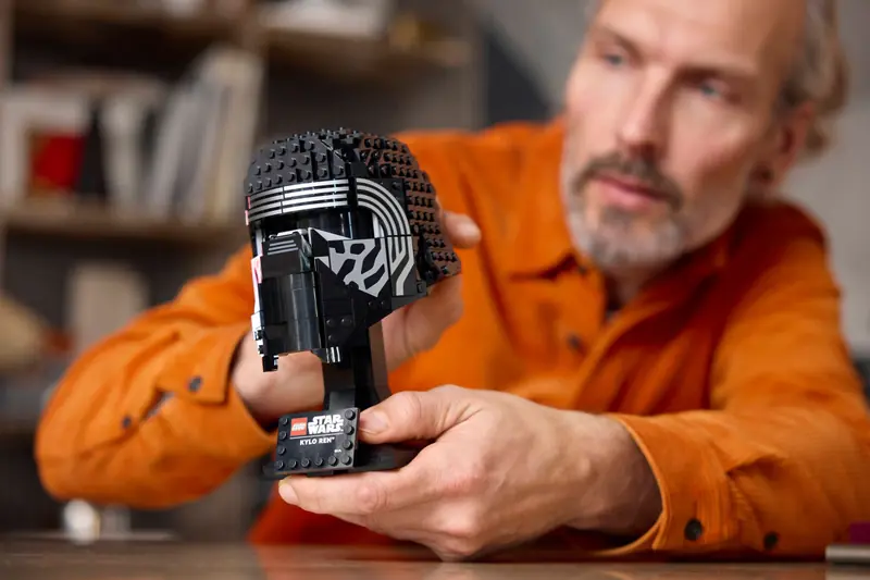 LEGO 75415 Hełm Kylo Rena zdjęcie 7