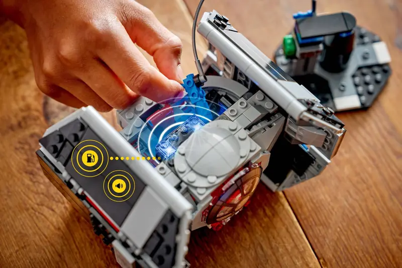 LEGO 75421 SMART Play: Myśliwiec TIE Dartha Vadera zdjęcie 11