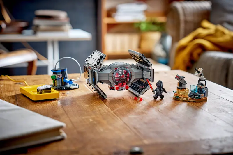 LEGO 75421 SMART Play: Myśliwiec TIE Dartha Vadera zdjęcie 12