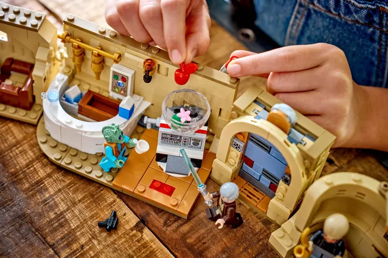 LEGO 75425 SMART Play: Kantyna Mos Eisley zdjęcie 14