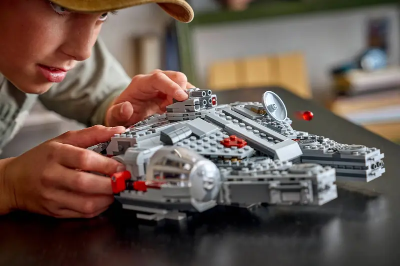 LEGO 75426 SMART Play: Sokół Millennium zdjęcie 18