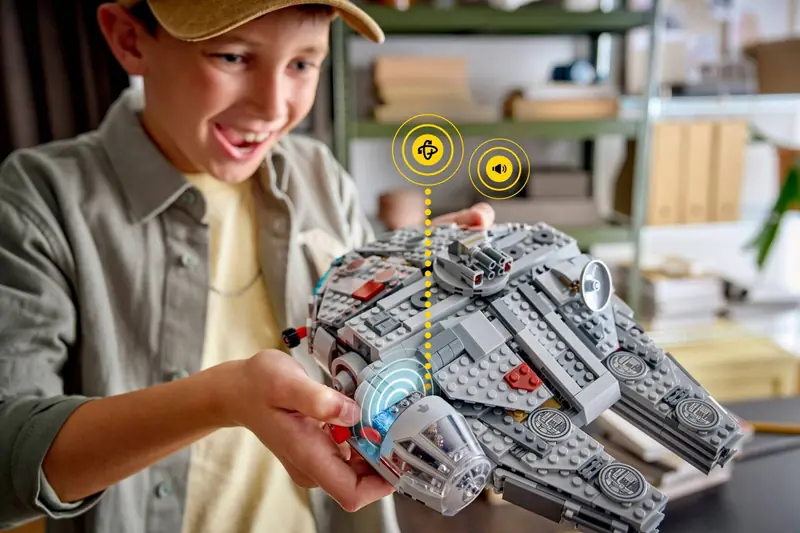 LEGO 75426 SMART Play: Sokół Millennium zdjęcie 19