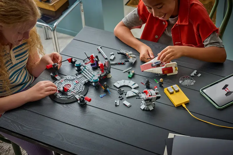 LEGO 75427 SMART Play: Pojedynek w sali tronowej i A-Wing zdjęcie 10