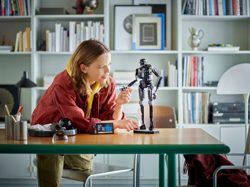 LEGO 75434 Droid strażniczy K-2SO zdjęcie 6