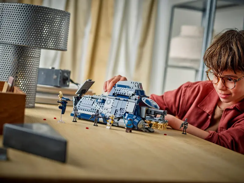 LEGO 75435 Transporter MTT Separatystów z bitwy o Felucję zdjęcie 11