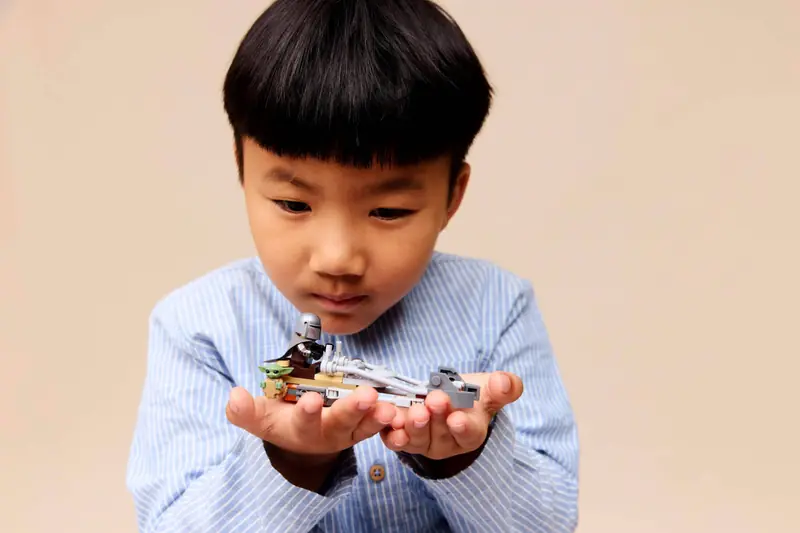 LEGO 75436 Śmigacz Mandalorianina i Grogu zdjęcie 9