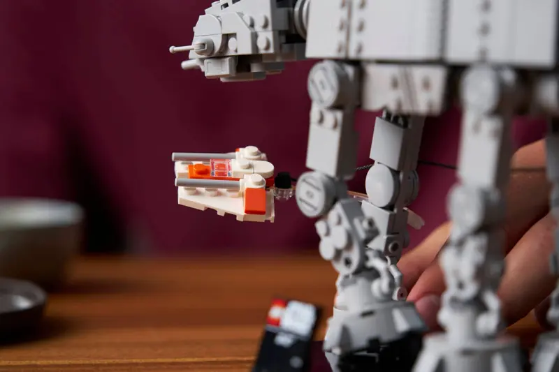 LEGO 75440 AT-AT zdjęcie 10